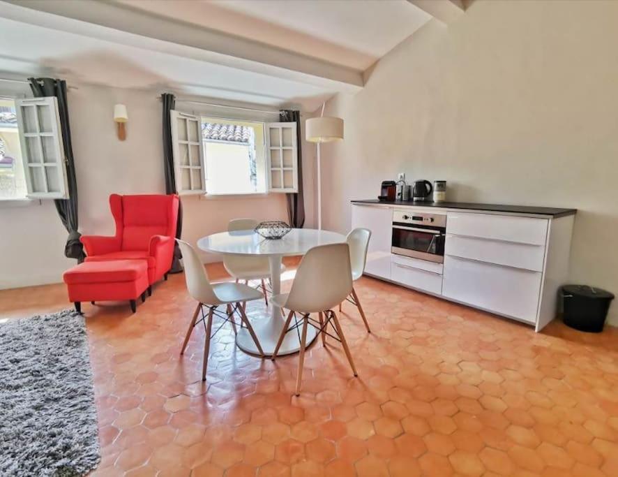 Tres Bel Appartement Centre Ville Historique エクス＝アン＝プロヴァンス エクステリア 写真